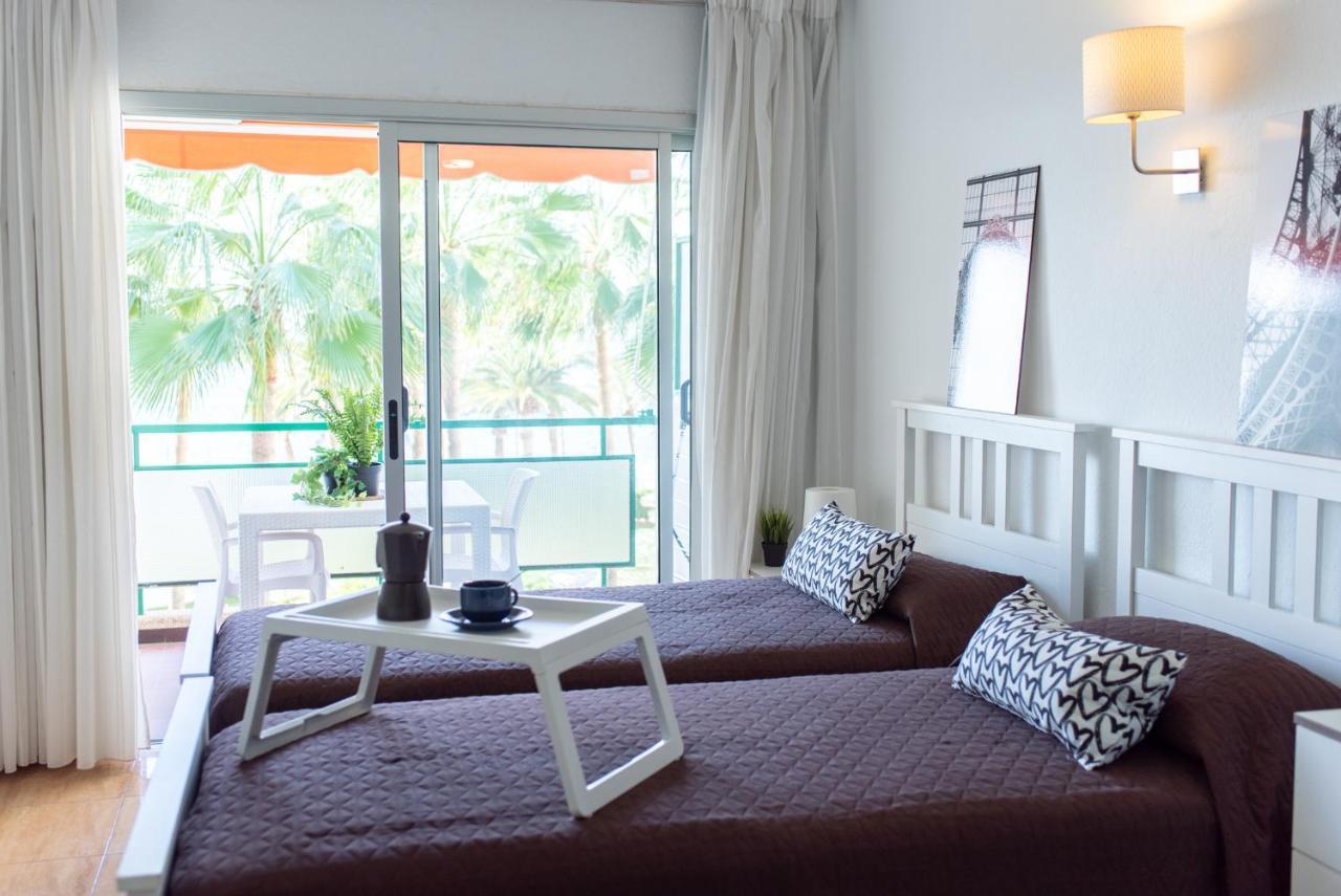 ロスクリスティアーノスComodoro Cristianos Beach Vivienda Vacacionalアパートメント エクステリア 写真