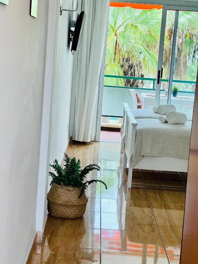 ロスクリスティアーノスComodoro Cristianos Beach Vivienda Vacacionalアパートメント エクステリア 写真